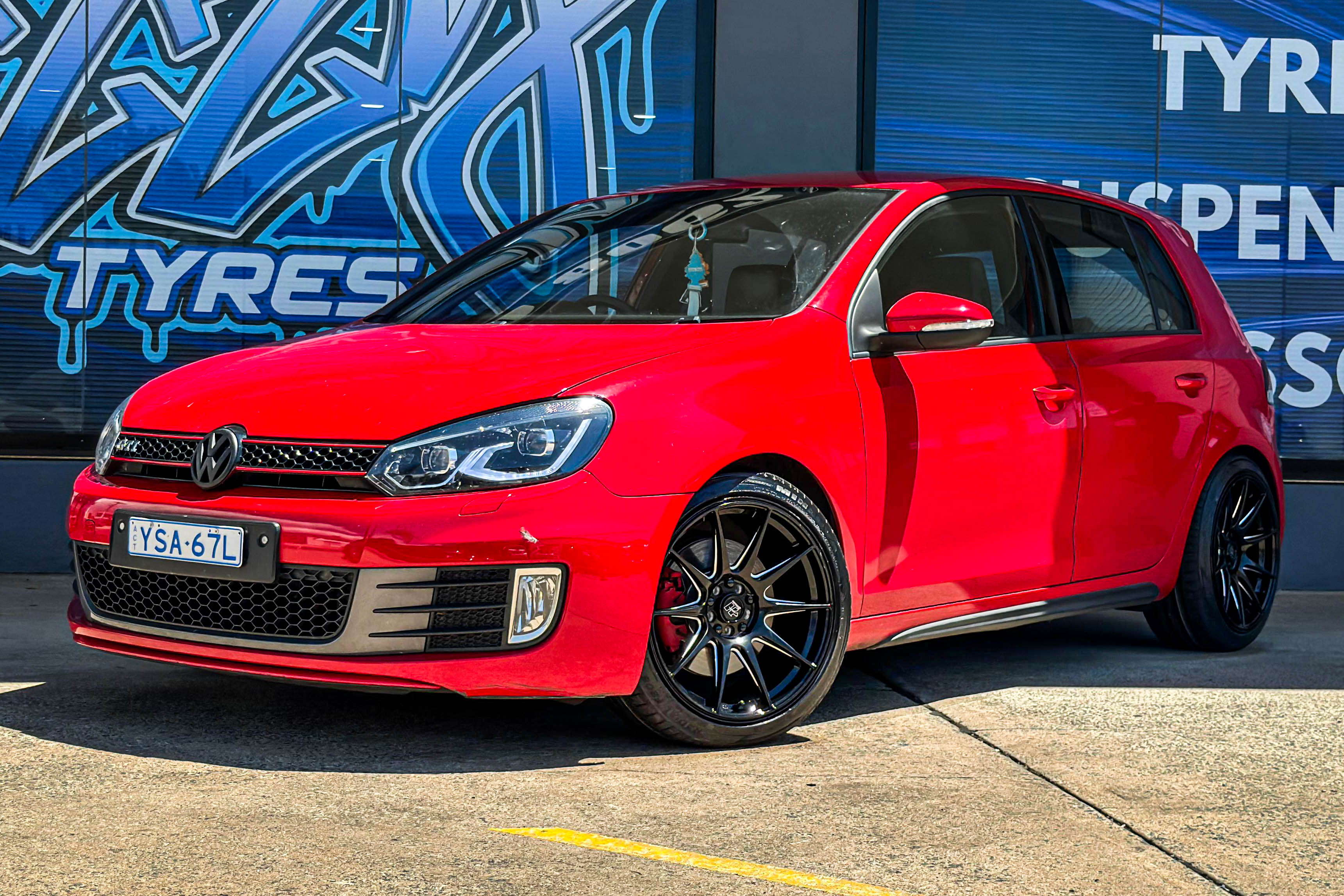 027_GLOSS_BLACK_MILLED_SPOKES_18_1_1