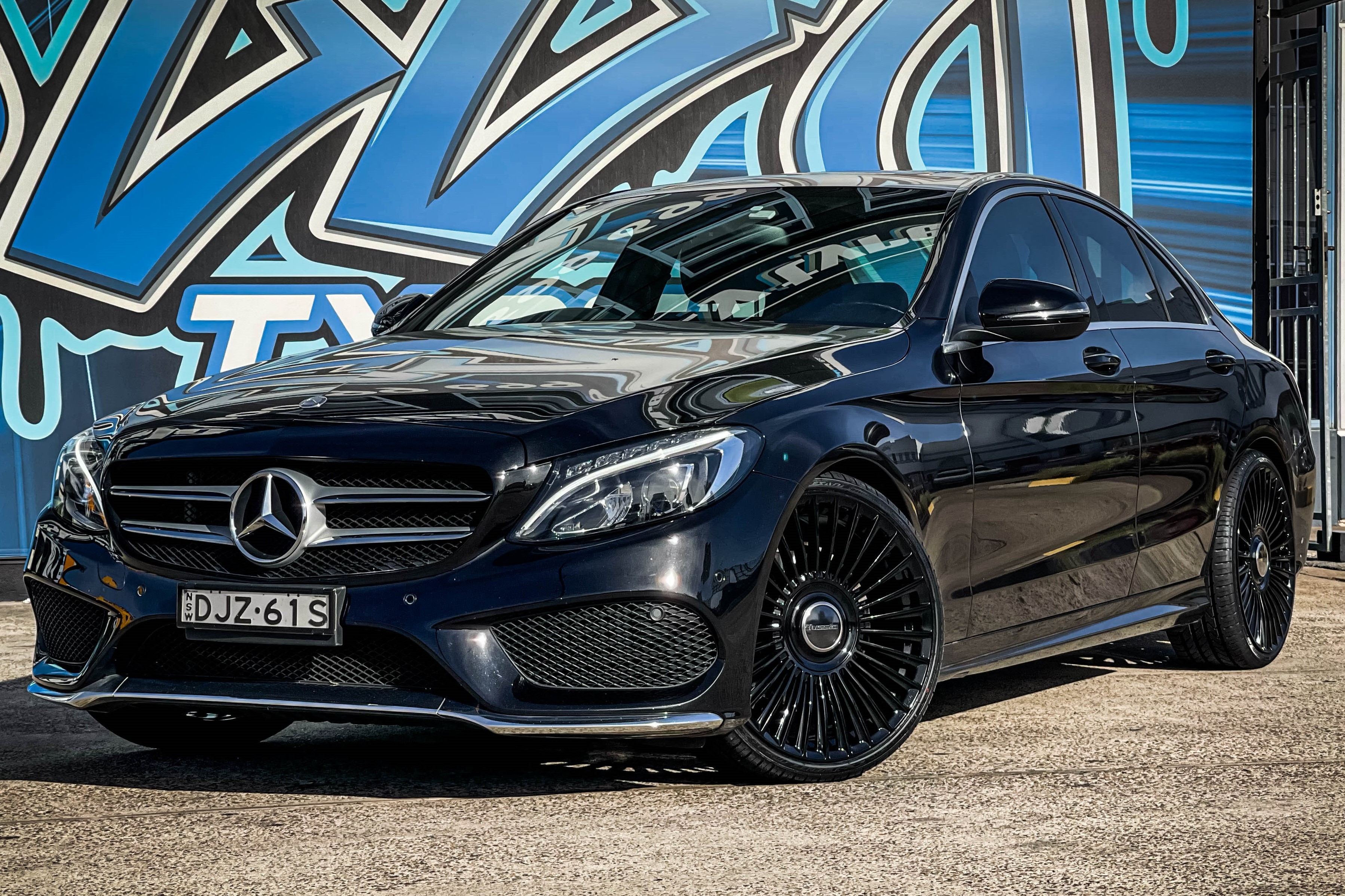 DUBAI_GLOSS_BLACK__3_