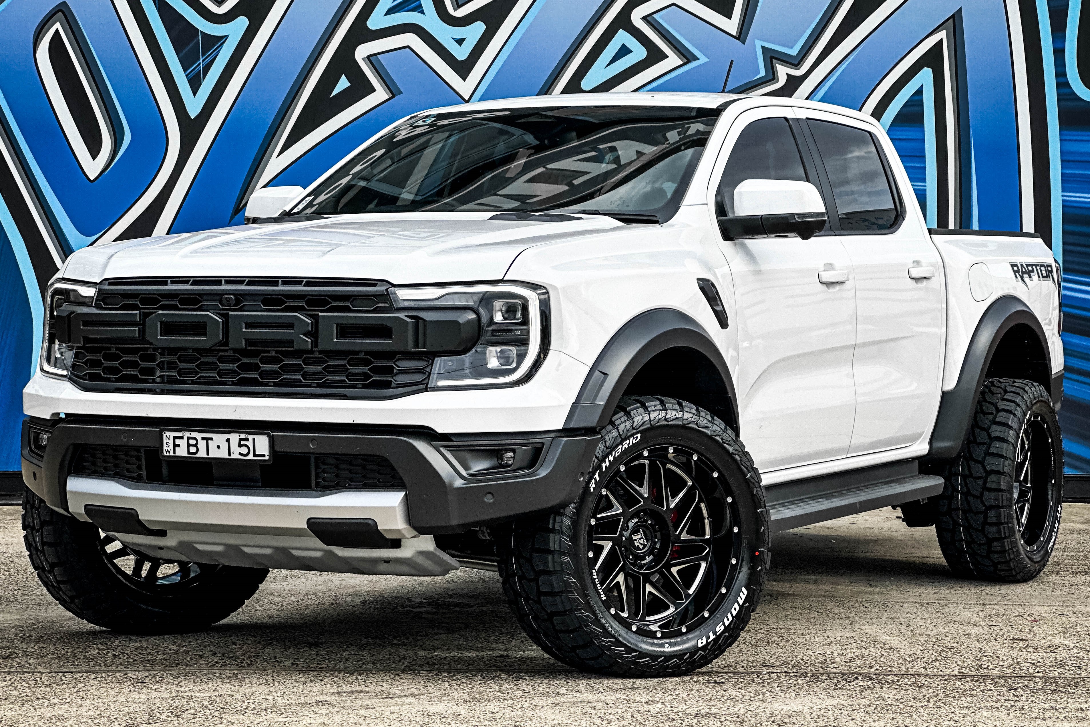 TOMAHAWK_GLOSS_BLACK_MILLED_3__2_